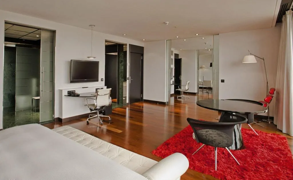 Room, Hilton Madrid Airport, Madrid