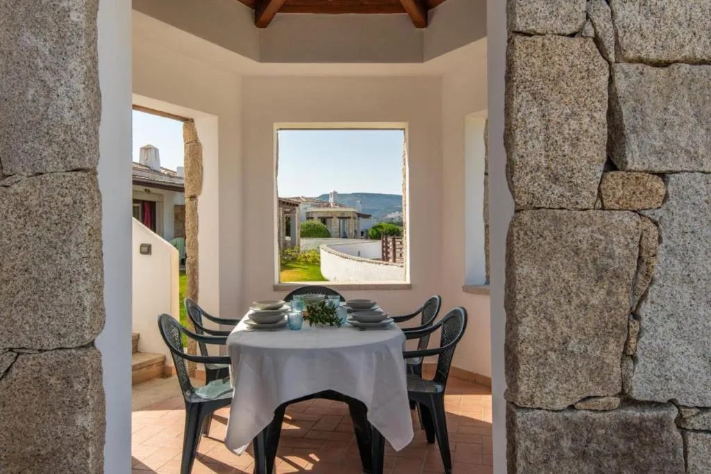 VILLA CAPACITY 4 Room, Vista Blu Resort, Alghero