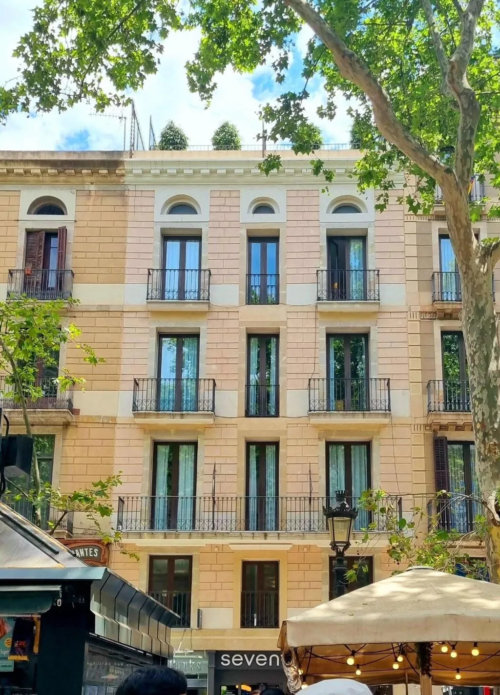 General view, Flor Parks, Barcelona