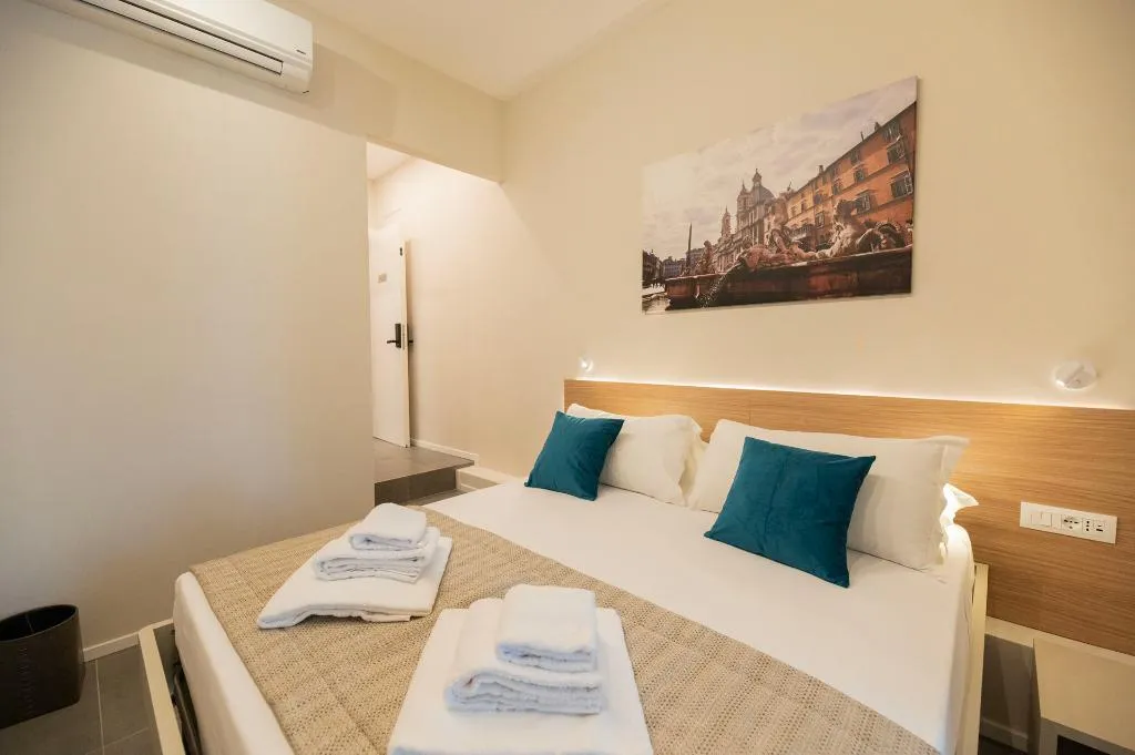 Double or Twin STANDARD Room, Imperium Suite Trevi, Rome