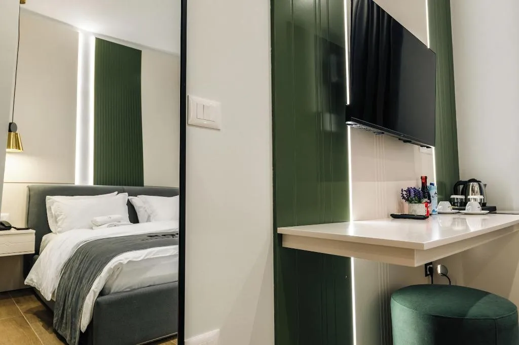 Room, Ambasador Hotel, Durres