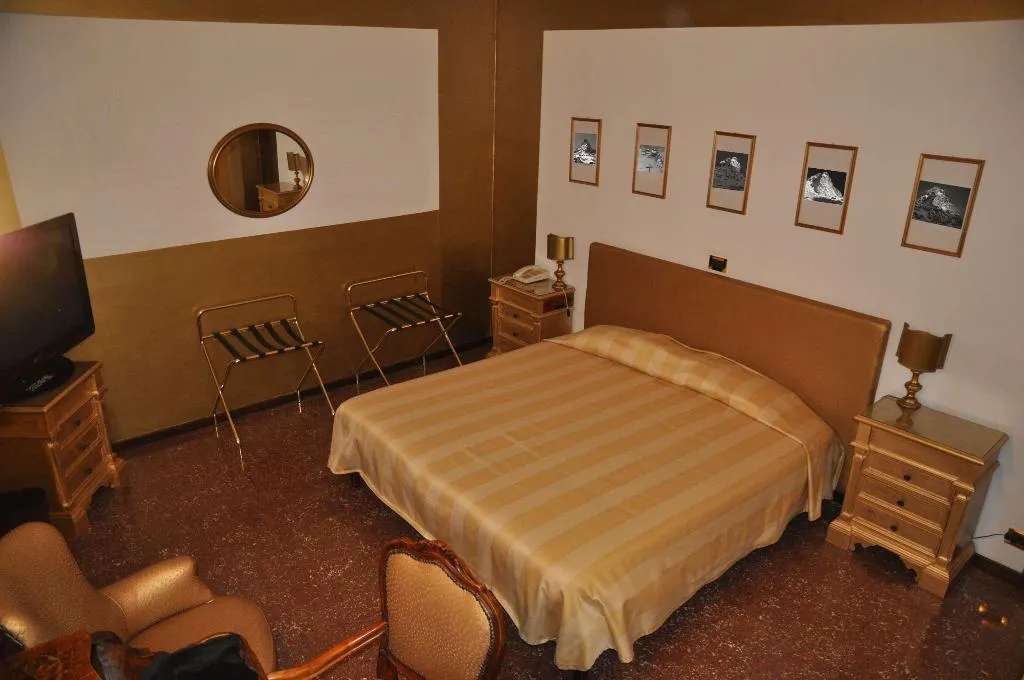 Room, Admiral Hotel, Milan