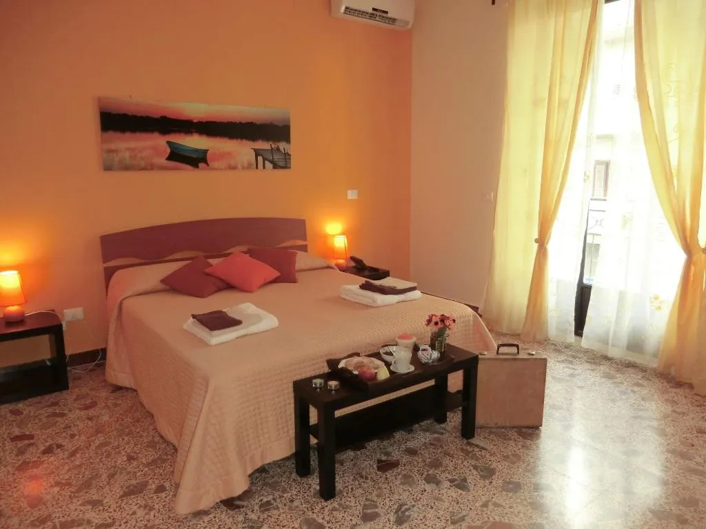 Room, B&B Casa Mia, Taormina