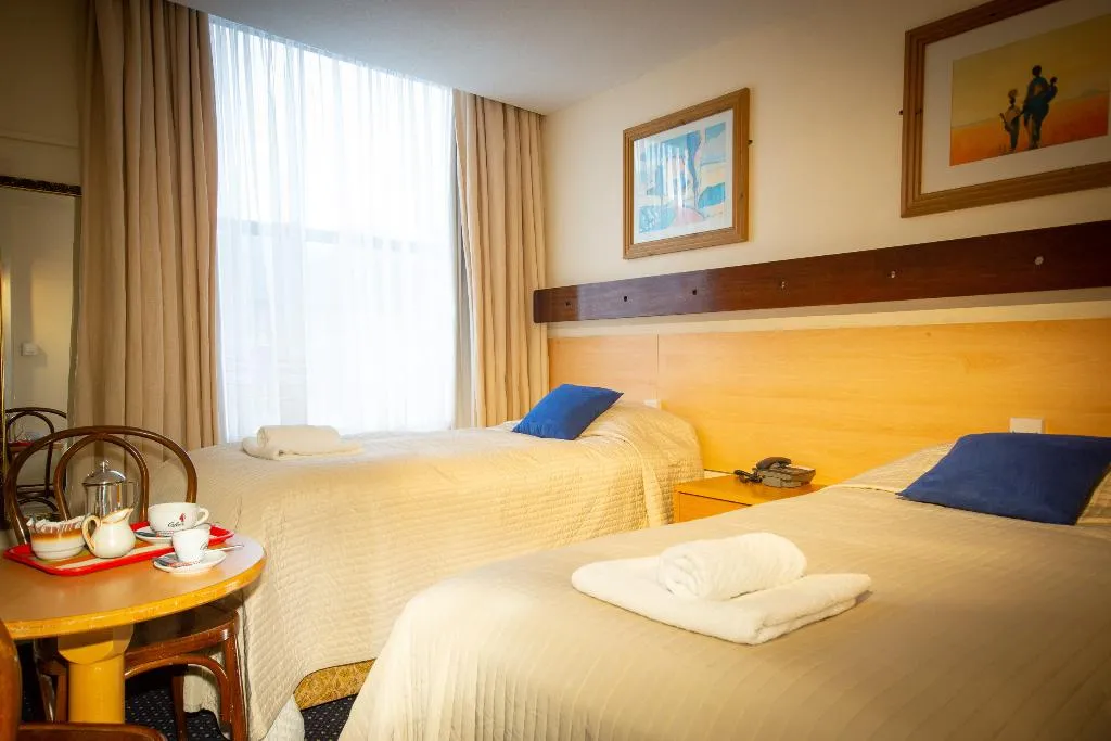 TWIN STANDARD Room, Ashley Hotel, Cork