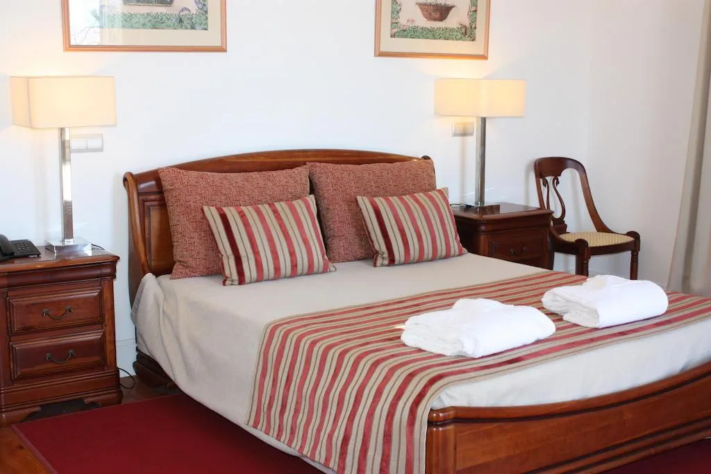 Room, Arts In Hotel Conde Carvalhal, Madeira
