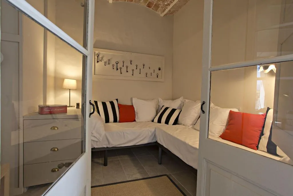Room, El Jardinet De Sant Esteve, Barcelona