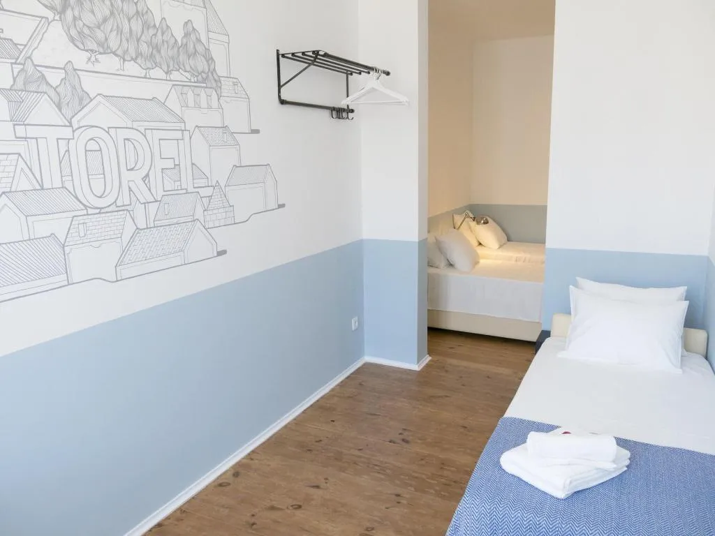 Room, Lisbon Check-In Guesthouse, Lisbon