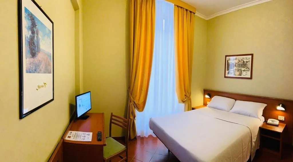 DOUBLE STANDARD Room, Corona, Rome