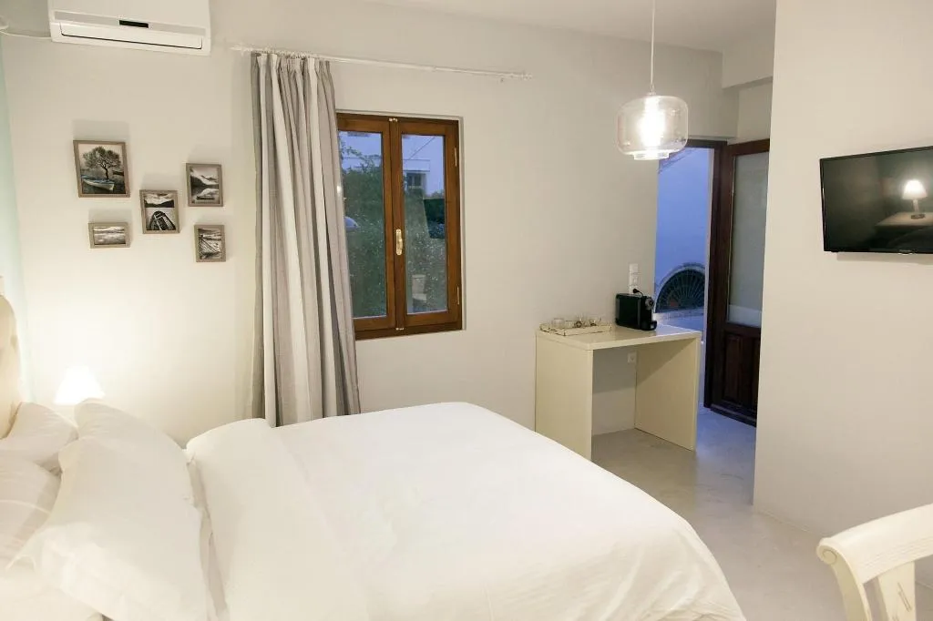 Room, Shalom Luxury Rooms, Crete