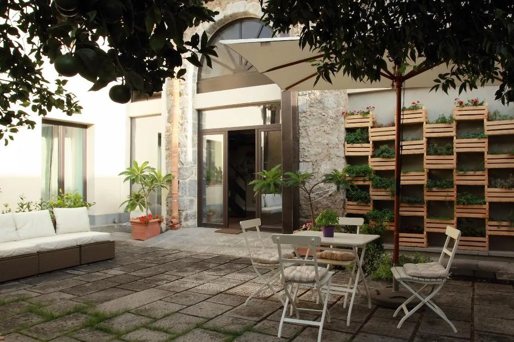 Sports and Entertainment, La Corte Dei Limoni, Catania