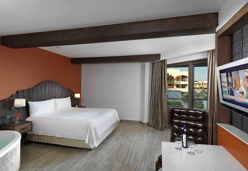Room GRAND Room, Hard Rock Hotel Riviera Maya Heaven Section AI, Cancun Area