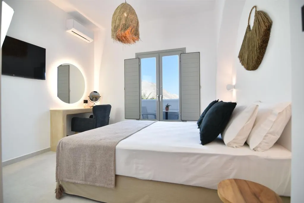 DOUBLE PREMIUM Room, Aegeeis Santorini, Santorini