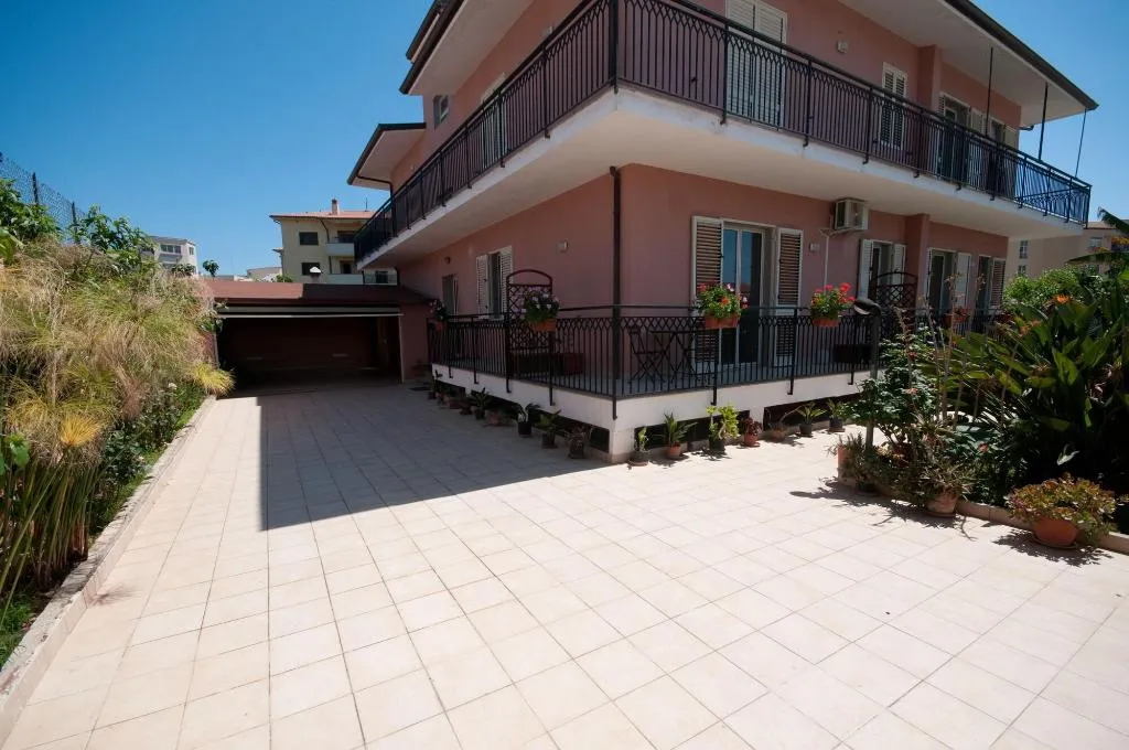 Terrace, B&B Kosmos, Catania