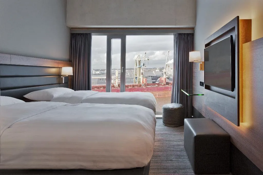 Room, Moxy Amsterdam Houthavens, Amsterdam
