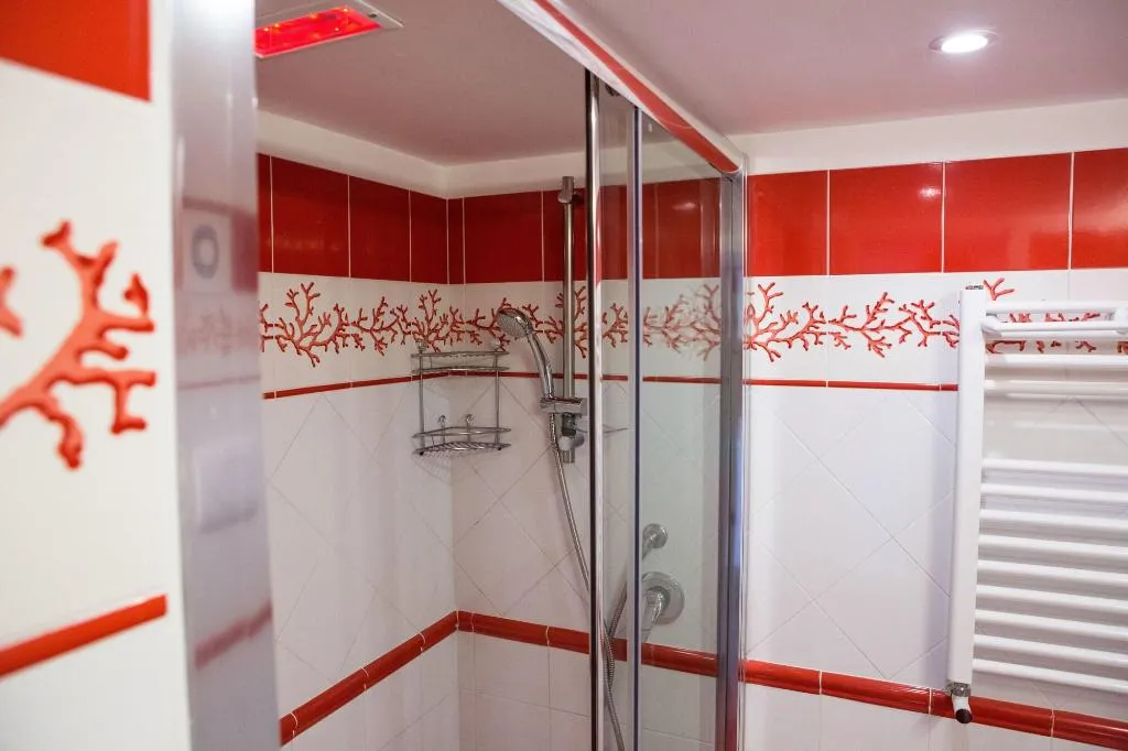 Room, Mergellina, Naples