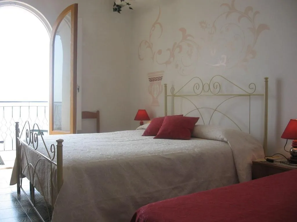 Room, Orpheus, Taormina