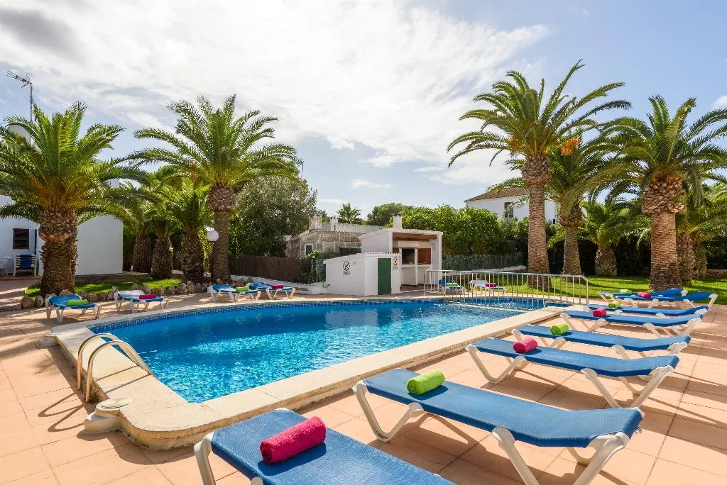 Pool, Las Palmeras n 5, Menorca