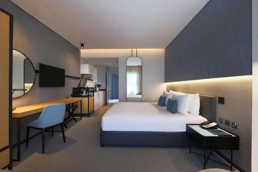 STUDIO STANDARD Room, The Manor by JA, Dubai
