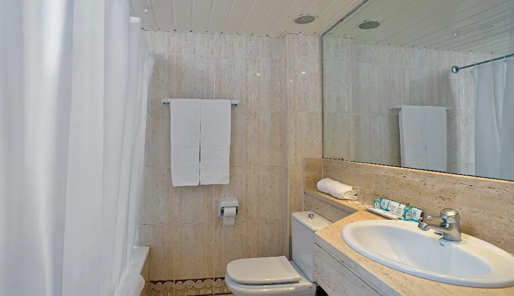 SINGLE STANDARD Room, Hispania, Majorca