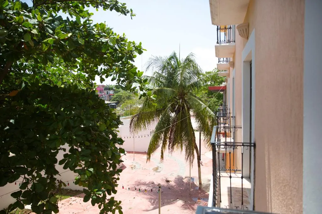 Terrace, Los Itzaes, Playa Del Carmen