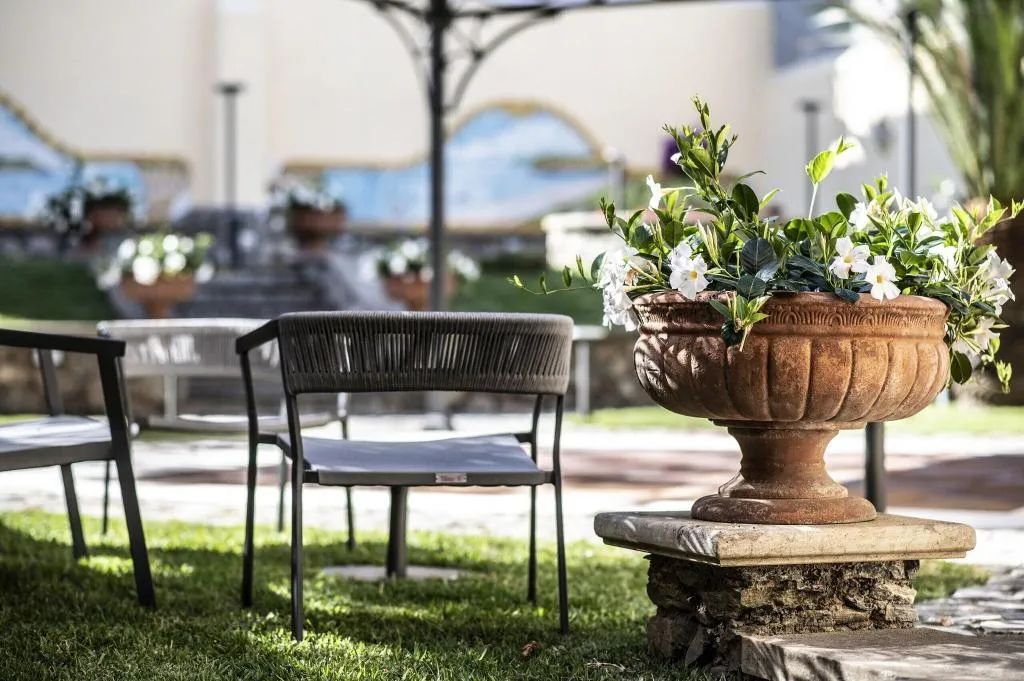 Terrace, Garibaldi, Catania