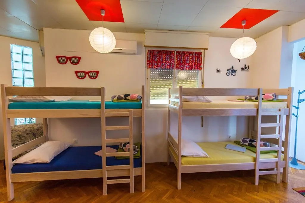 Room, Crazy House Hostel Pula, Istria