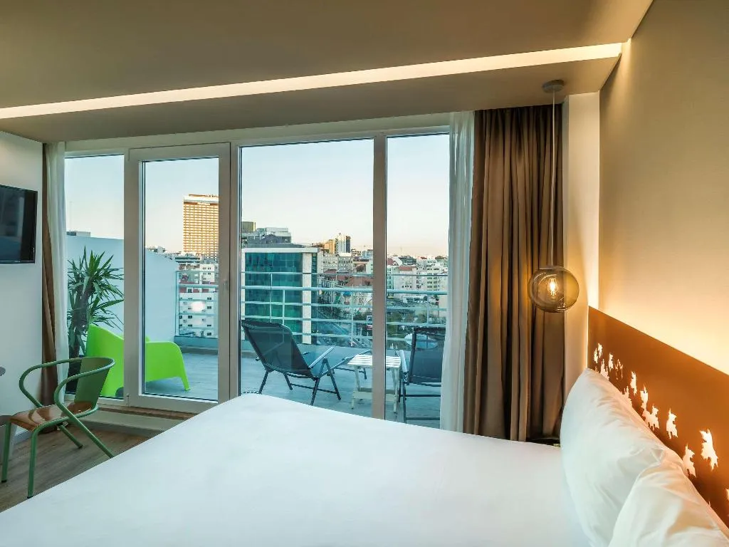 DOUBLE SUPERIOR Room, ibis Styles Lisboa Centro Marquês de Pombal, Lisbon