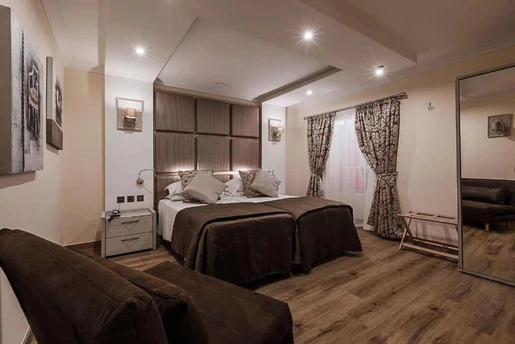 Room, Osborne Hotel, Malta