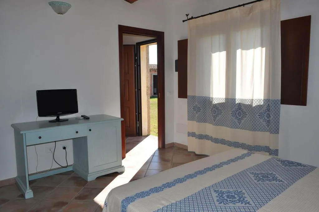 Room, Bed And Breakfast Pubulos, Olbia