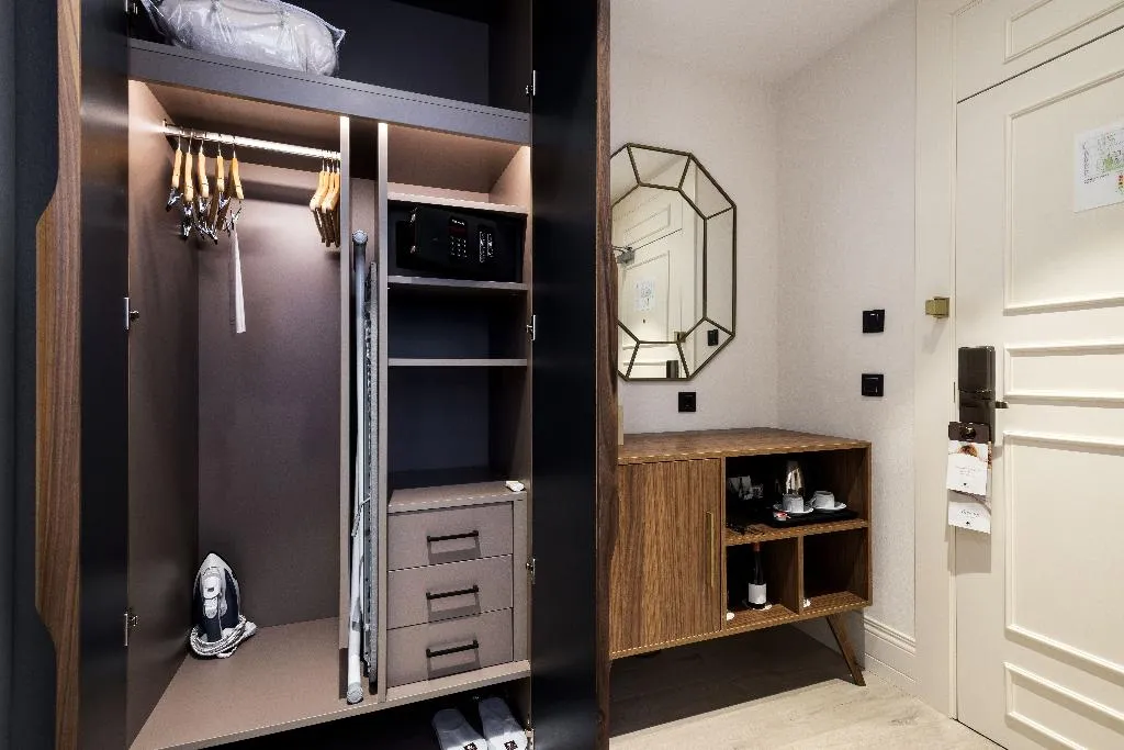 DOUBLE GUEST ROOM Room, Doubletree by Hilton Madrid Prado, Madrid