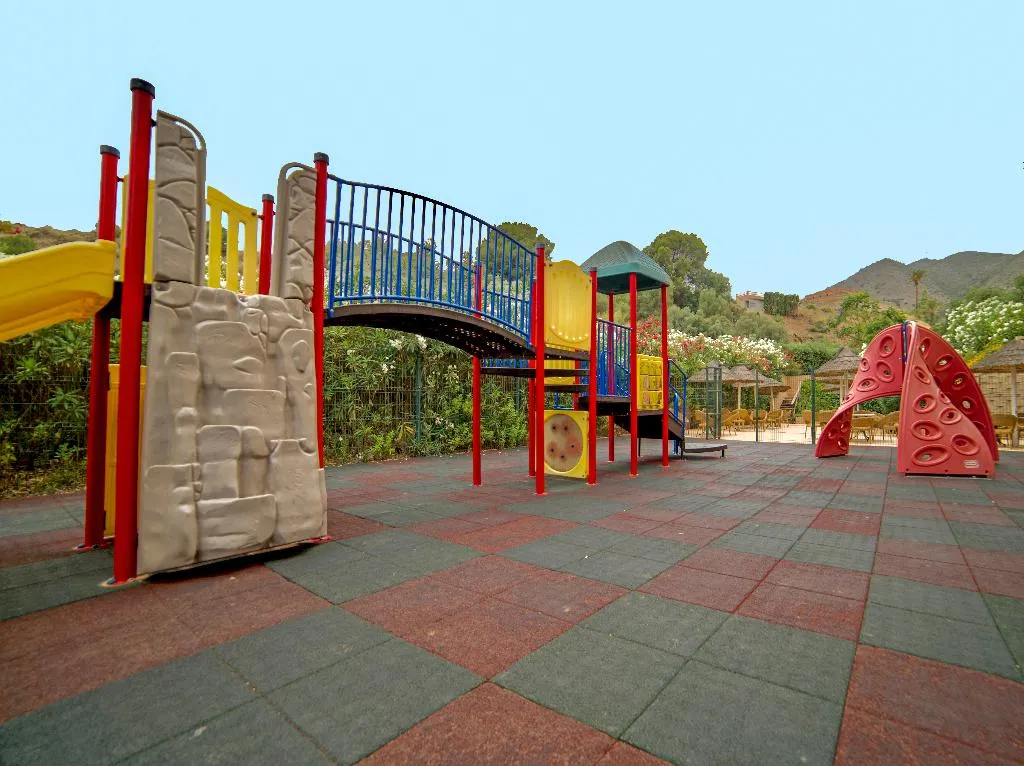Sports and Entertainment, Holiday World Riwo Affiliated by Melia, Costa Del Sol
