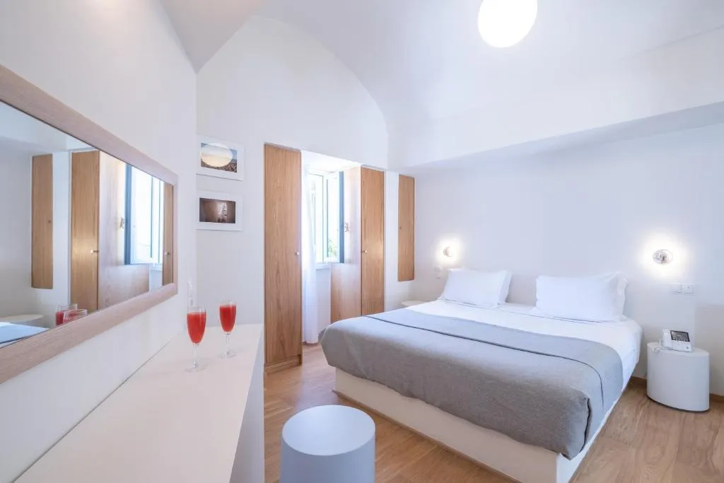 SUITE HONEYMOON Room, Xenones Filotera, Santorini