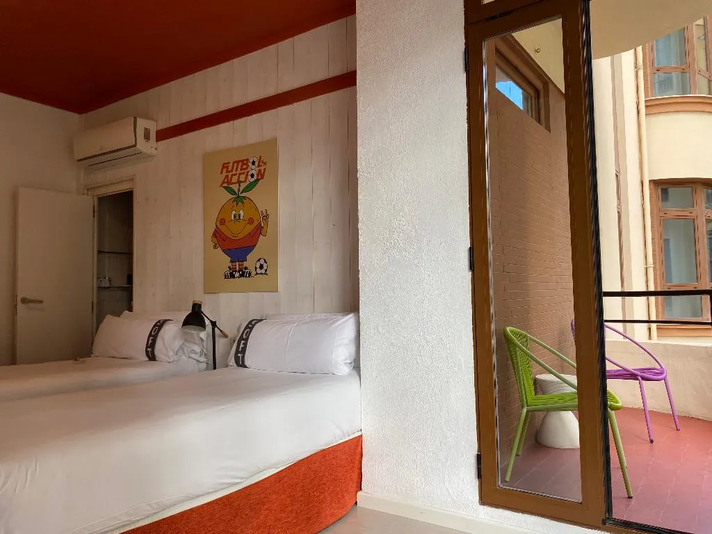 TWIN WITH BALCONY Room, Casual Vintage Valencia, Valencia