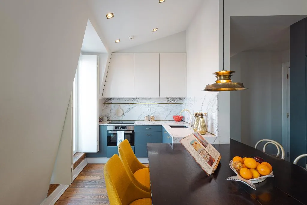 APARTMENT THREE BEDROOMS Room, Almaria - Ex LIibris, Lisbon