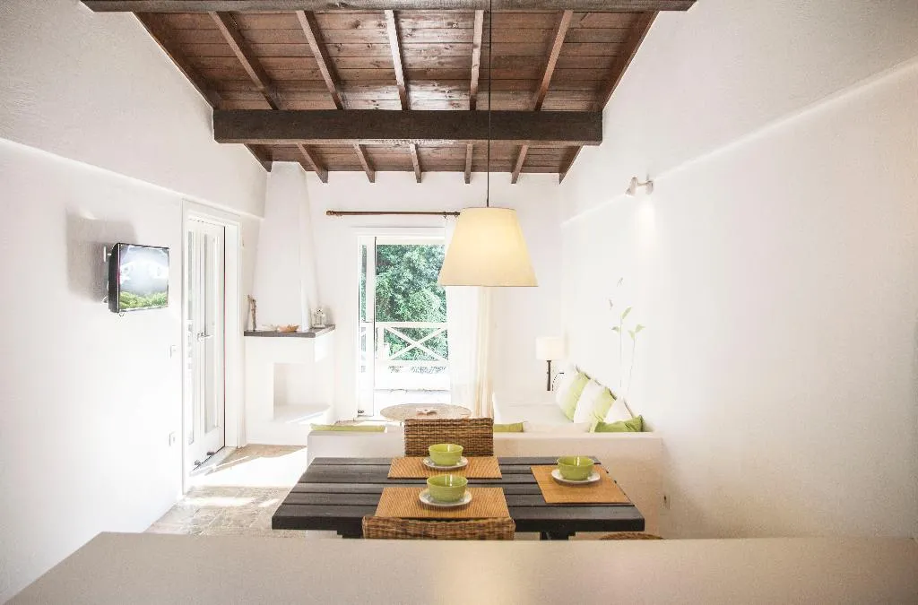 FAMILY ROOM TWO BEDROOMS Room, Skiathos Holidays Hotel, Skiathos