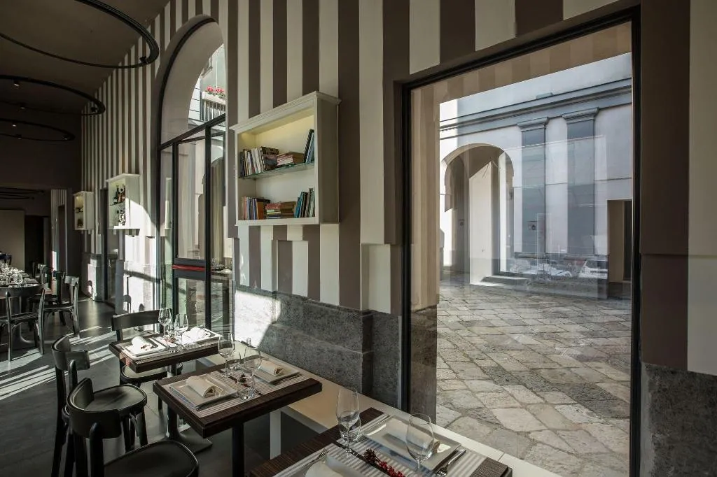 Restaurant, Villa Avellino, Naples
