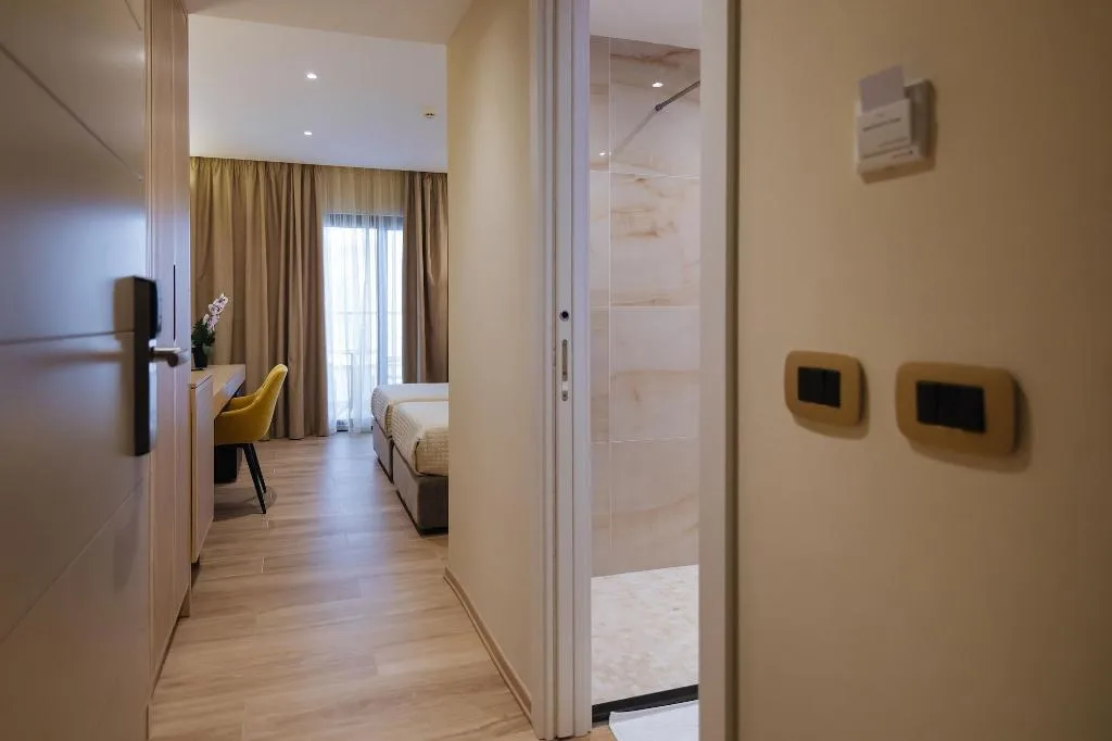 Room, Gloria Palace, Durres