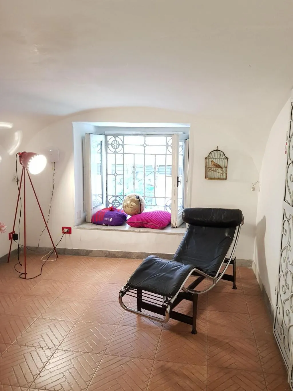 Room, Capa & Coda, Naples