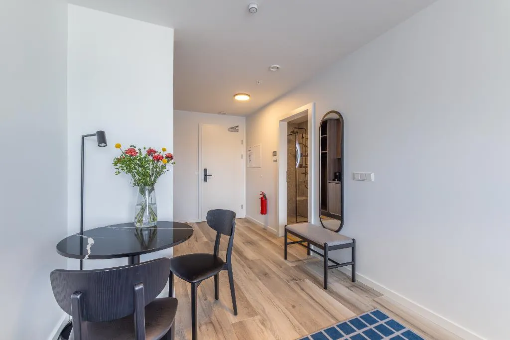 STUDIO STANDARD Room, Hlemmur Suites, Reykjavik