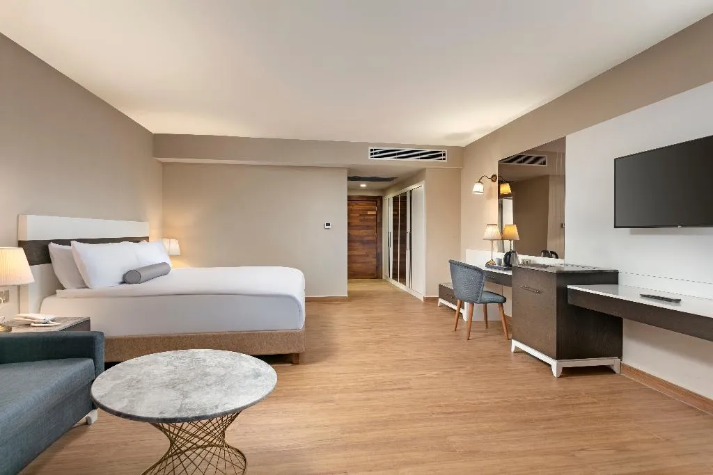SUITE GARDEN VIEW Room, Sirene Belek Hotel, Antalya