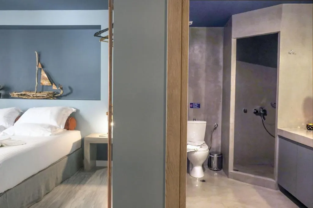 Room, Lotus Center Apartments, Athens