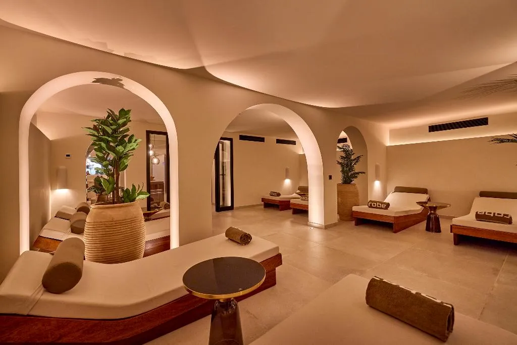 Sports and Entertainment, Purobeach Resort Santa Ponsa, Majorca