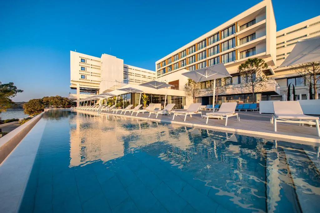 Pool, Grand Hotel Brioni Pula, Radisson Collection Hotel, Istria