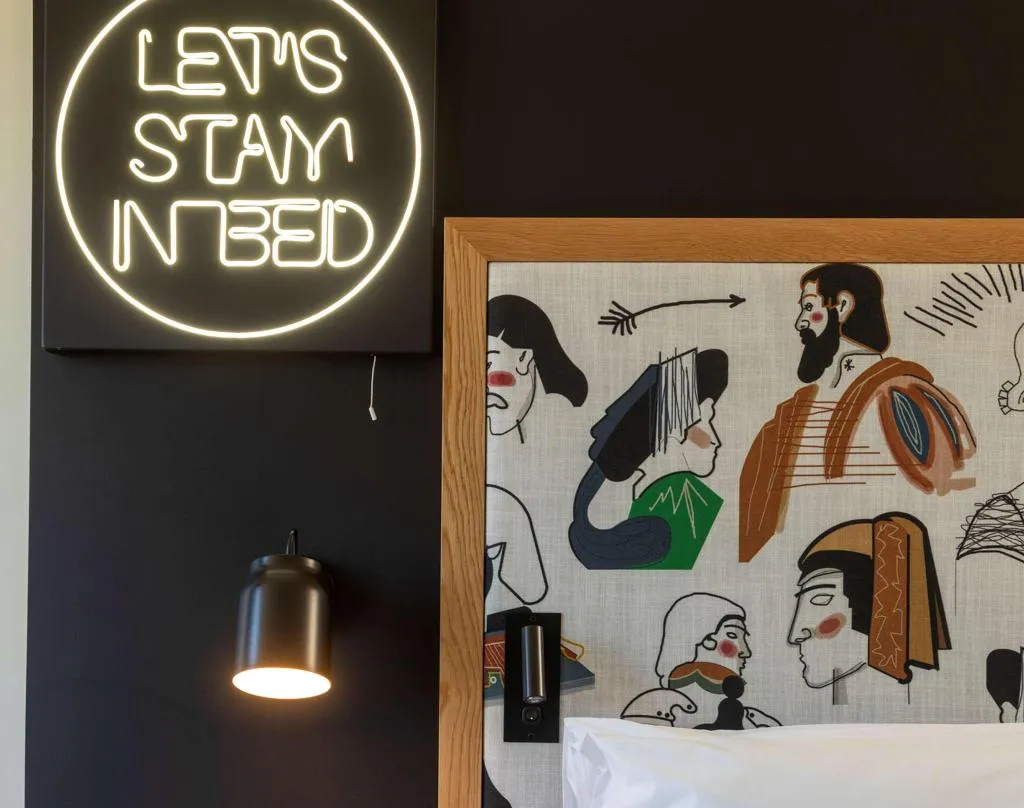 DOUBLE SUPERIOR CITY VIEW Room, Se Catedral Hotel Porto, Tapestry Collection by Hi, Porto