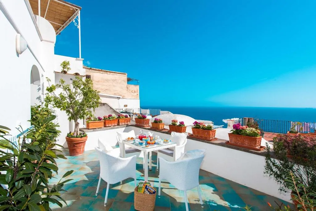 Terrace, Pensione Casa Guadagno, Naples