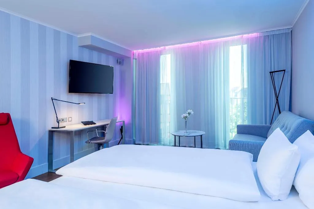 Room, NH Collection Berlin Mitte am Checkpoint Charlie, Berlin