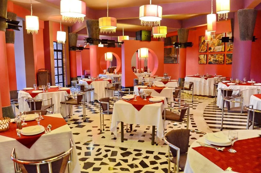 Restaurant, El Pueblo Tamlelt, Agadir