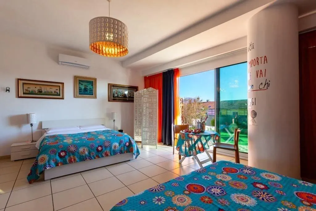 Room, Marina ResArt B&B, Naples