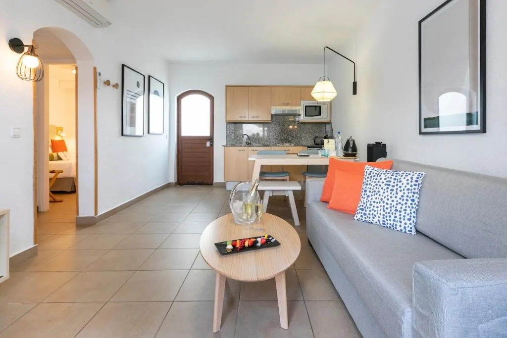 SUITE CAPACITY 3 ONE BEDROOM Room, HD Parque Cristobal Tenerife, Tenerife