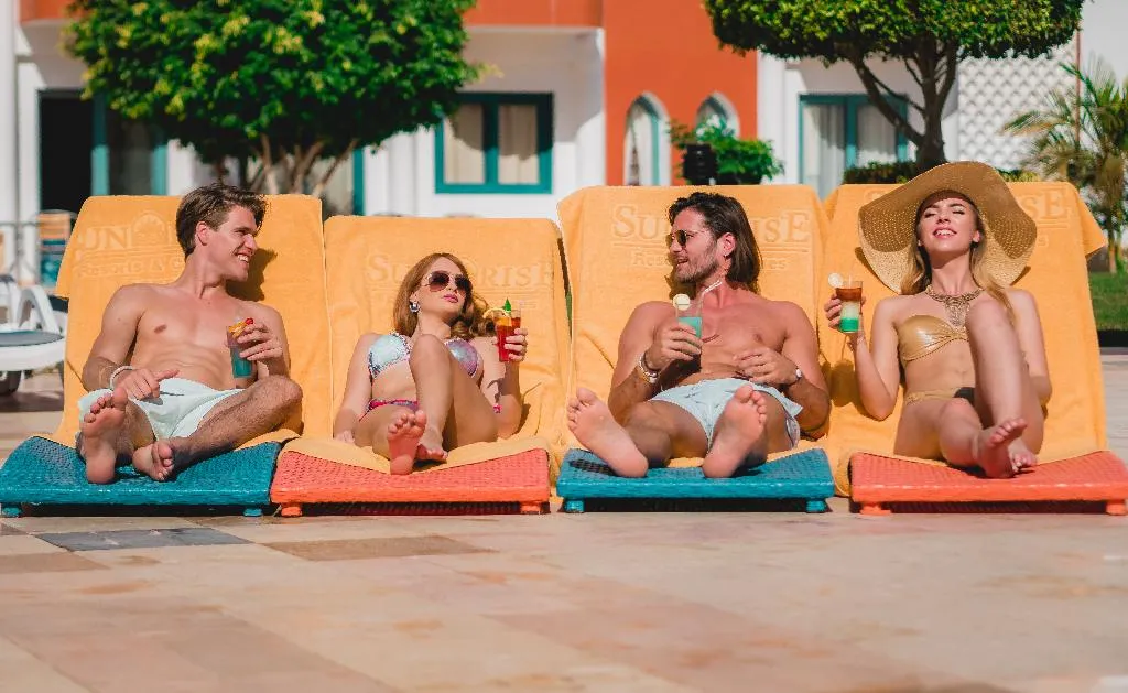 Bar, Sunrise Garden Beach Resort, Red Sea Riviera